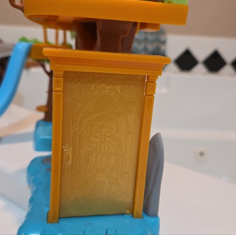 Disney Encanto Antonio's Tree House Play Set Incomplete Set No Box - Picture 5 of 9